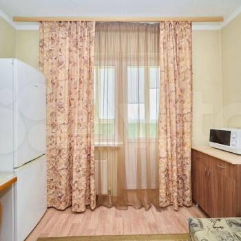 Продается 1-комнатная квартира, 41 м²