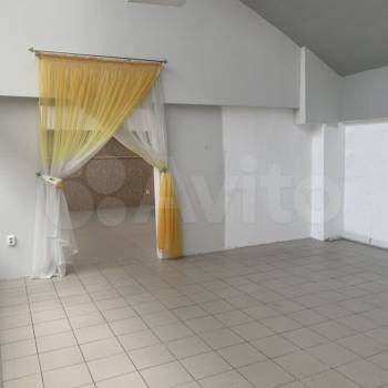 Сдается Торговое помещение, 35 м²