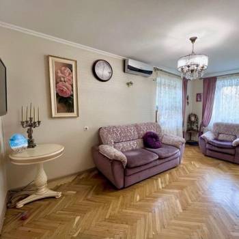 Продается 3-х комнатная квартира, 56 м²