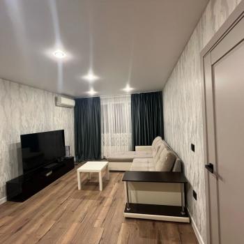 Продается 1-комнатная квартира, 40 м²