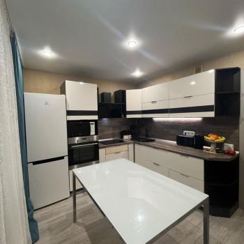 Продается 1-комнатная квартира, 40 м²