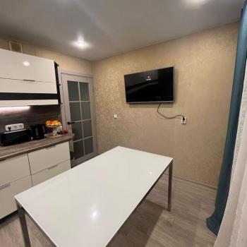 Продается 1-комнатная квартира, 40 м²