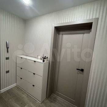 Продается 1-комнатная квартира, 40 м²