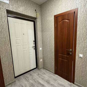 Продается 1-комнатная квартира, 35 м²