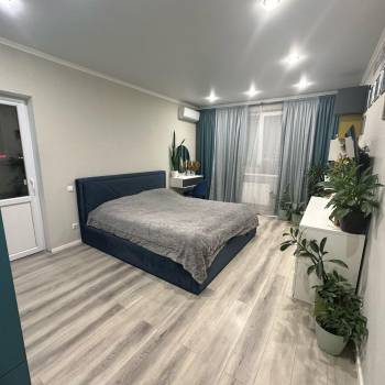 Сдается 2-х комнатная квартира, 65 м²