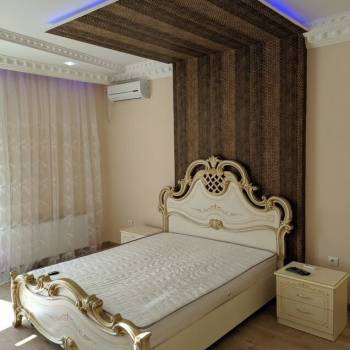 Продается 2-х комнатная квартира, 90 м²