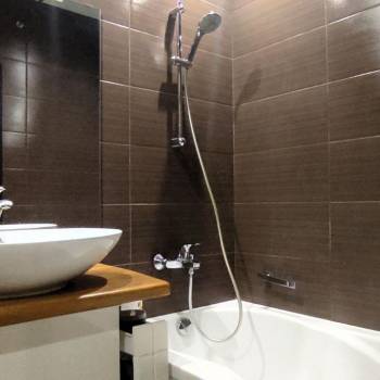 Продается 1-комнатная квартира, 40 м²