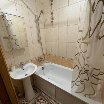 Сдается Многокомнатная квартира, 76 м²