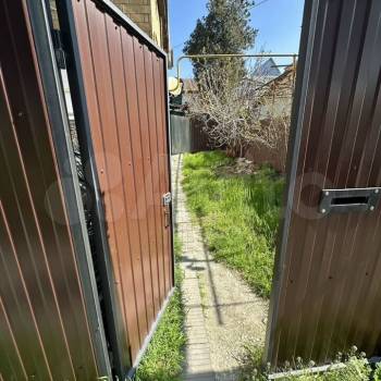 Продается 1-комнатная квартира, 40 м²