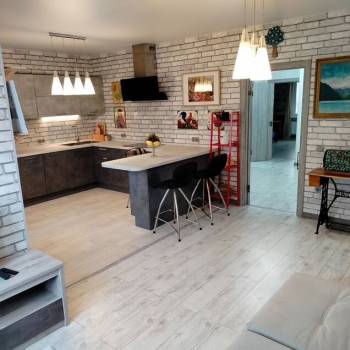 Продается 2-х комнатная квартира, 79 м²