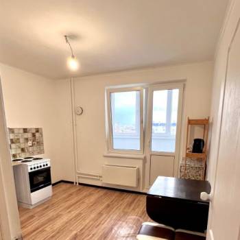 Сдается 1-комнатная квартира, 39 м²