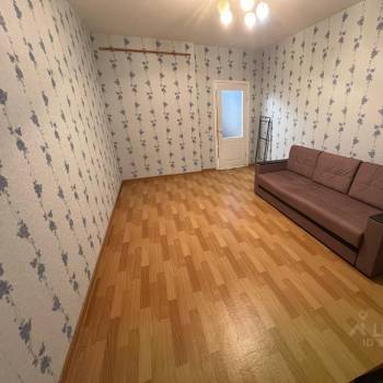 Продается 1-комнатная квартира, 39 м²