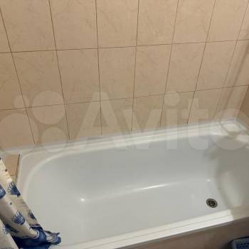 Продается 1-комнатная квартира, 49 м²