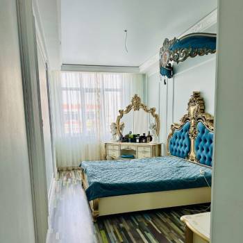 Продается Многокомнатная квартира, 105 м²