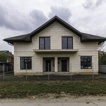 Продается Дом, 202 м²