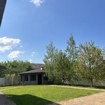 Продается Дом, 232,7 м²