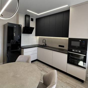 Продается 2-х комнатная квартира, 72,2 м²