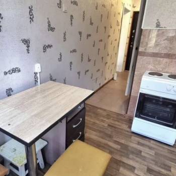 Продается 1-комнатная квартира, 36 м²