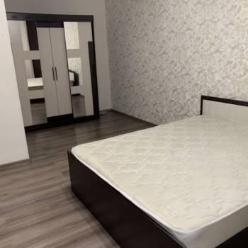 Сдается 1-комнатная квартира, 42 м²