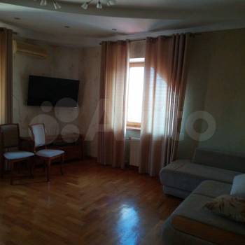 Продается Многокомнатная квартира, 103 м²