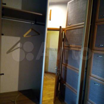 Продается Многокомнатная квартира, 103 м²