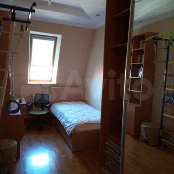 Продается Многокомнатная квартира, 103 м²