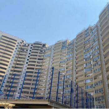 Продается 1-комнатная квартира, 47 м²