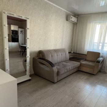 Продается 2-х комнатная квартира, 103,8 м²