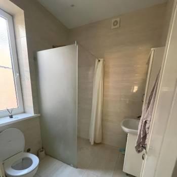 Продается Дом, 180 м²