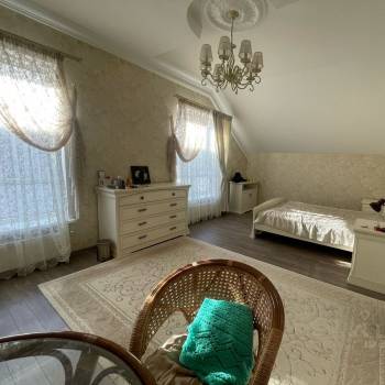 Продается Дом, 180 м²