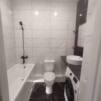 Продается 1-комнатная квартира, 36 м²
