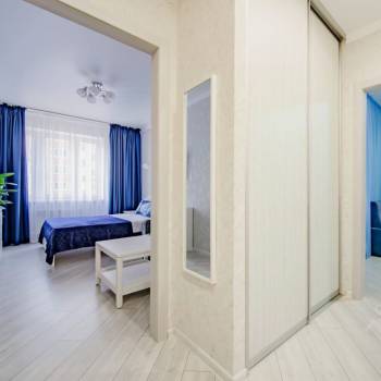 Продается 1-комнатная квартира, 43 м²