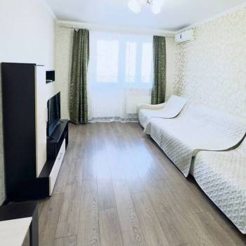 Сдается Многокомнатная квартира, 80 м²
