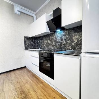 Сдается Многокомнатная квартира, 80 м²