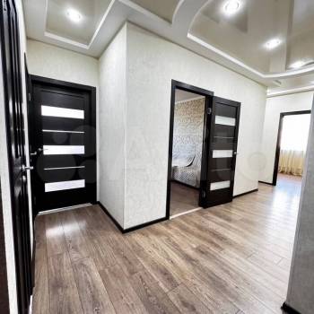Сдается Многокомнатная квартира, 80 м²