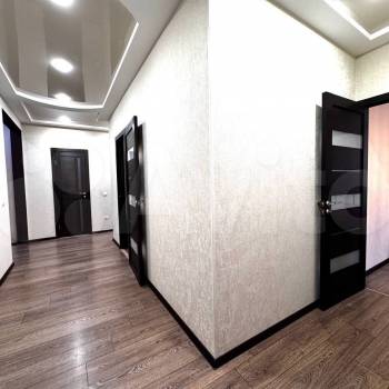 Сдается Многокомнатная квартира, 80 м²