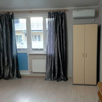 Продается 1-комнатная квартира, 35 м²