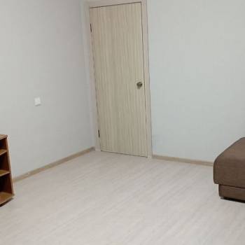 Продается 1-комнатная квартира, 35 м²