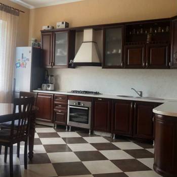 Продается Дом, 340 м²