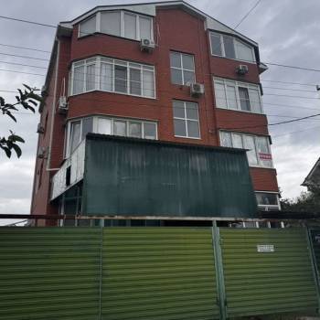 Продается Многокомнатная квартира, 140 м²