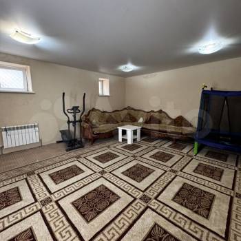 Продается Многокомнатная квартира, 140 м²