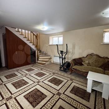 Продается Многокомнатная квартира, 140 м²