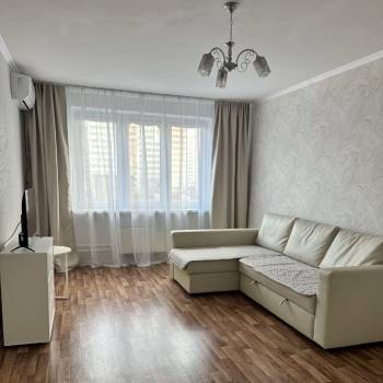 Сдается 1-комнатная квартира, 40,1 м²