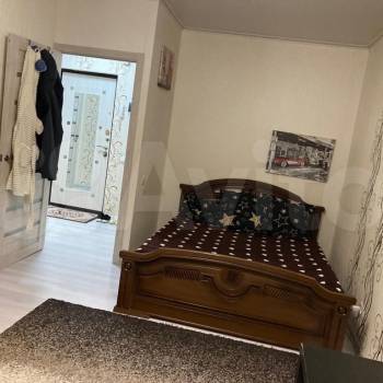 Продается 1-комнатная квартира, 35 м²