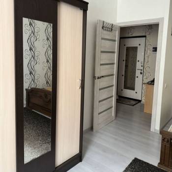 Продается 1-комнатная квартира, 35 м²