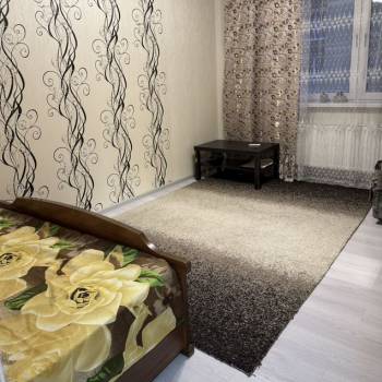 Продается 1-комнатная квартира, 35 м²