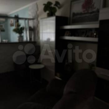 Продается 1-комнатная квартира, 63,7 м²