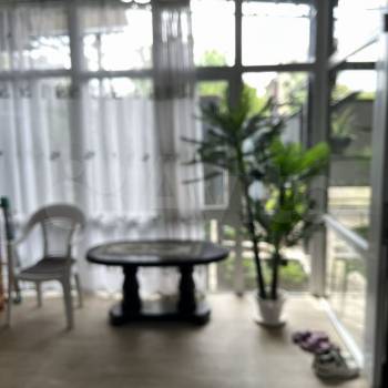 Продается 1-комнатная квартира, 63,7 м²