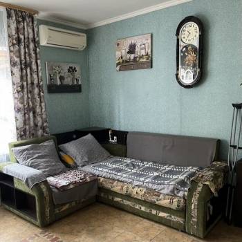 Продается 1-комнатная квартира, 63,7 м²