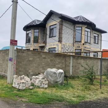 Продается Дом, 230 м²